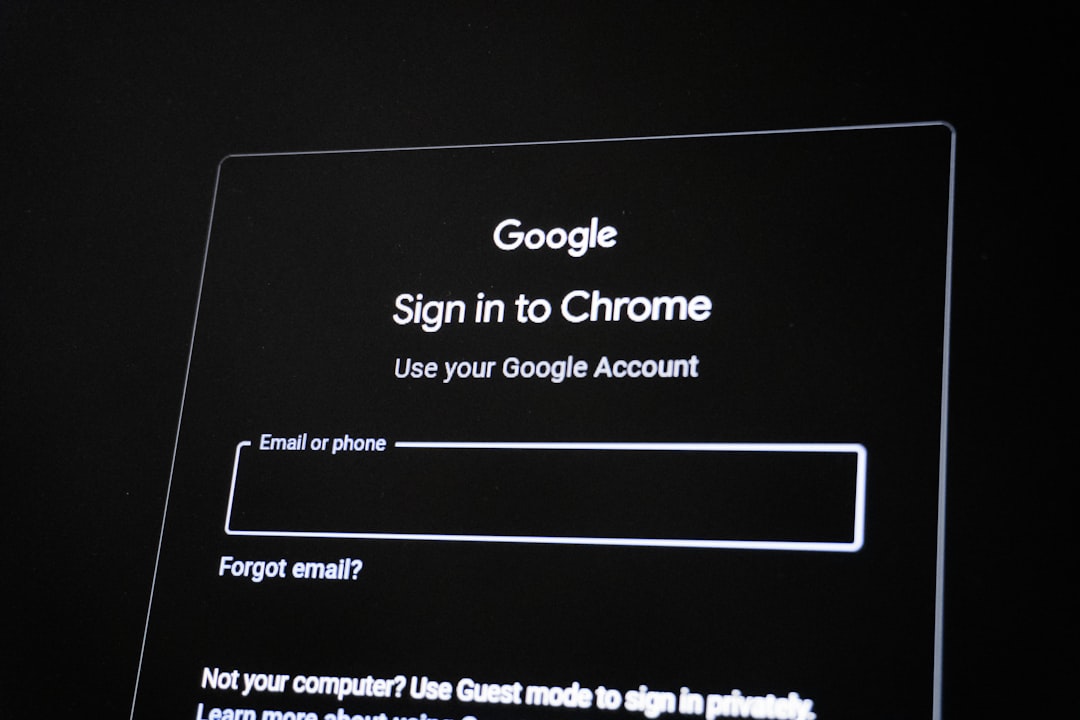 Discover it Chrome: The No-Fee Cash Back Card Built for Gas and Dining